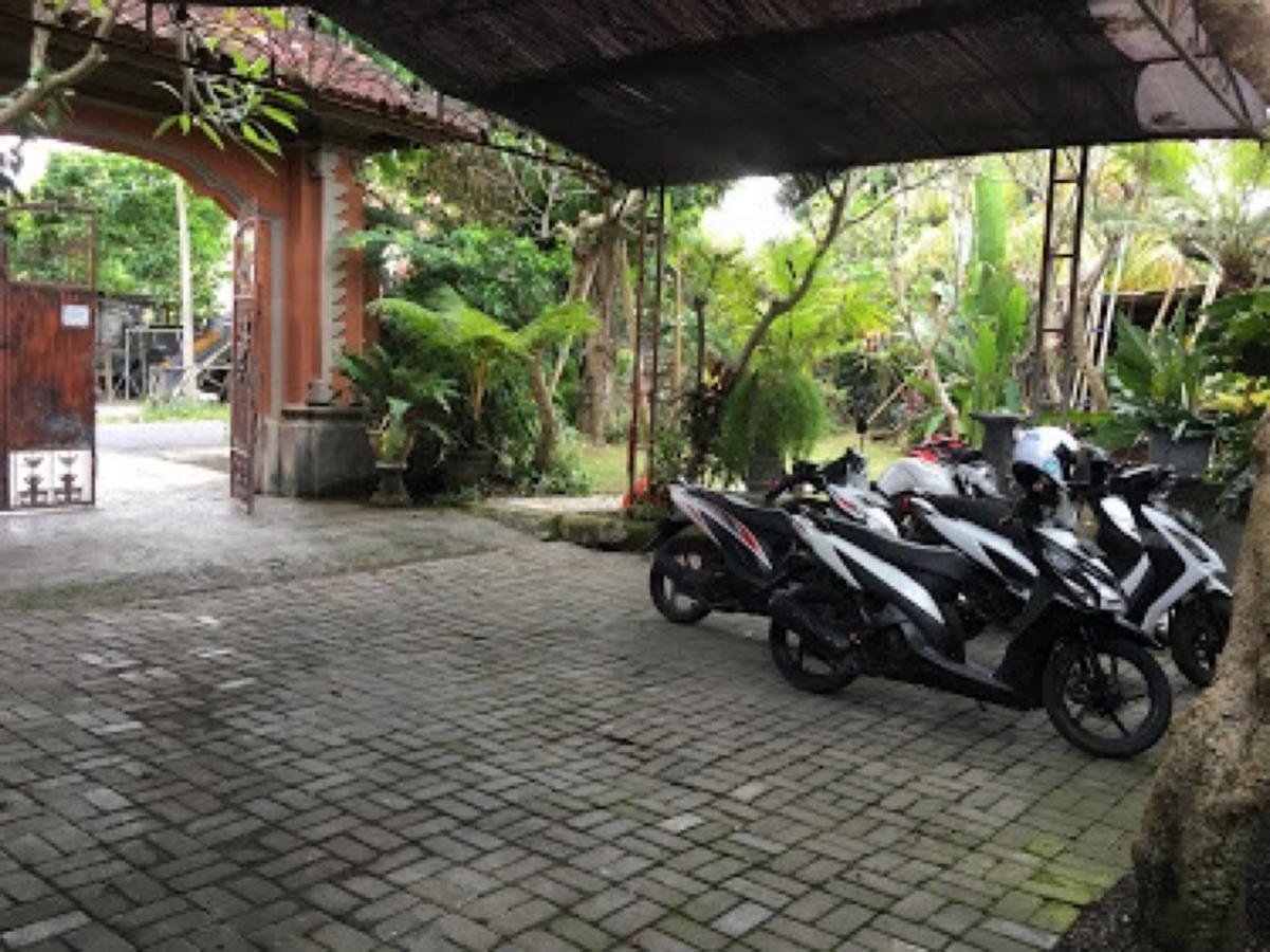 Gina'S Guest House Sanur Esterno foto