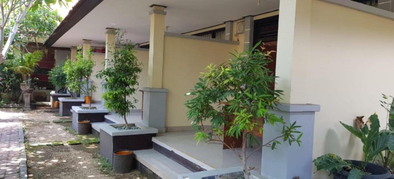 Gina'S Guest House Sanur Esterno foto